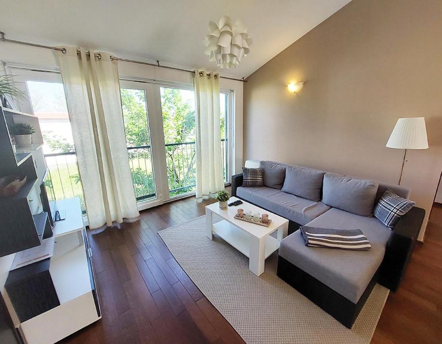 Queen Beach Apartments نين المظهر الخارجي الصورة