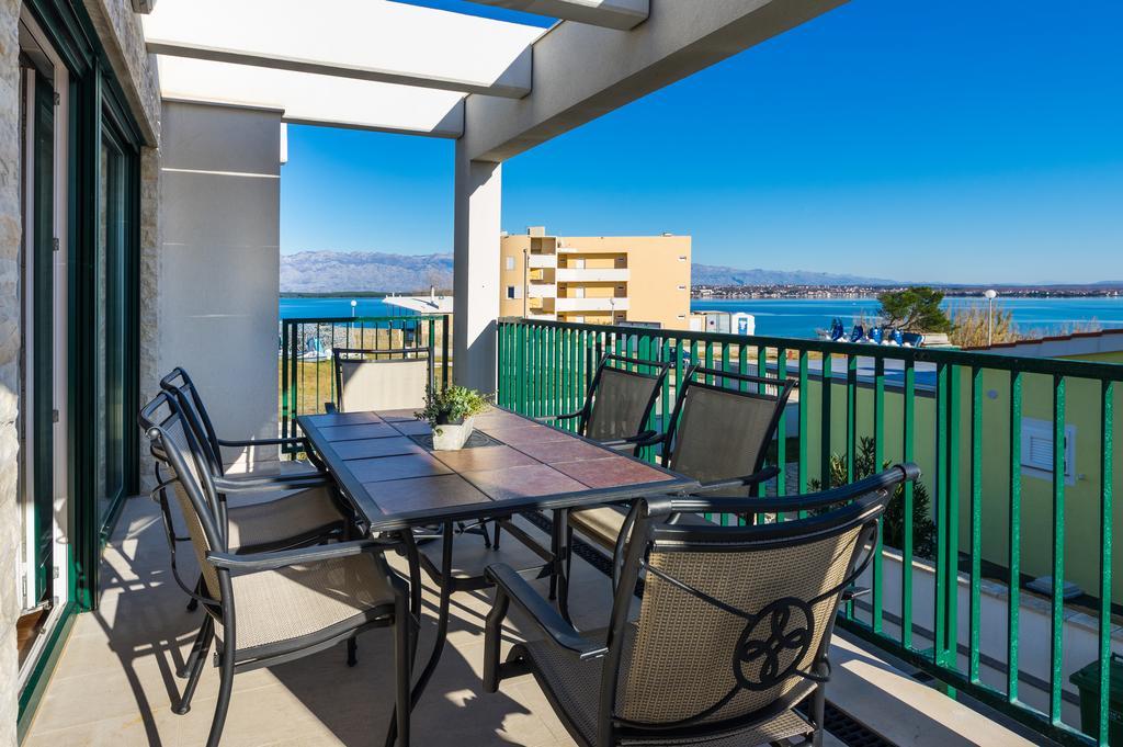 Queen Beach Apartments نين المظهر الخارجي الصورة