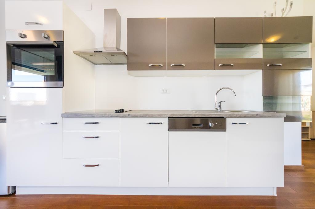 Queen Beach Apartments نين المظهر الخارجي الصورة